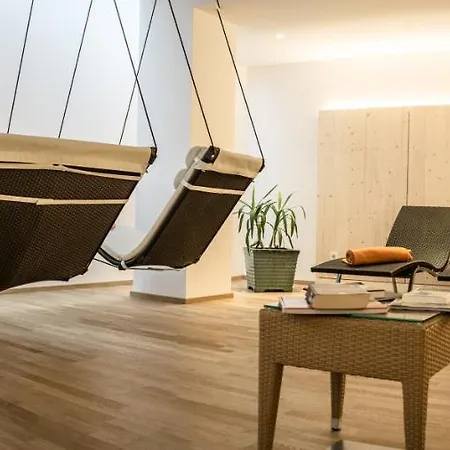 Hotel Handl 3*