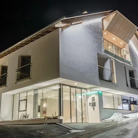 Handl 3* Schönberg im Stubaital