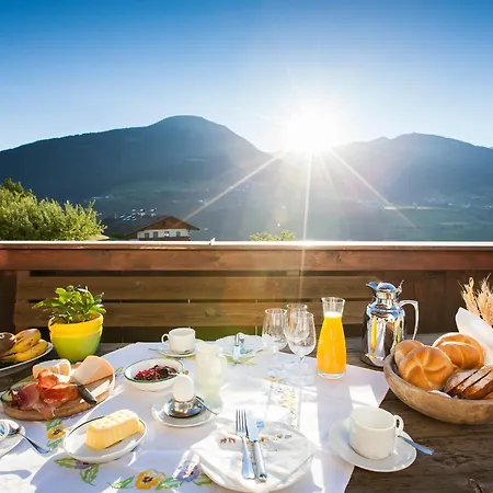 Handl Hotel Schönberg im Stubaital